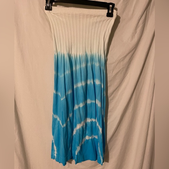 STRAPLESS DRESS SIZE SMALL - Picture 2 of 2